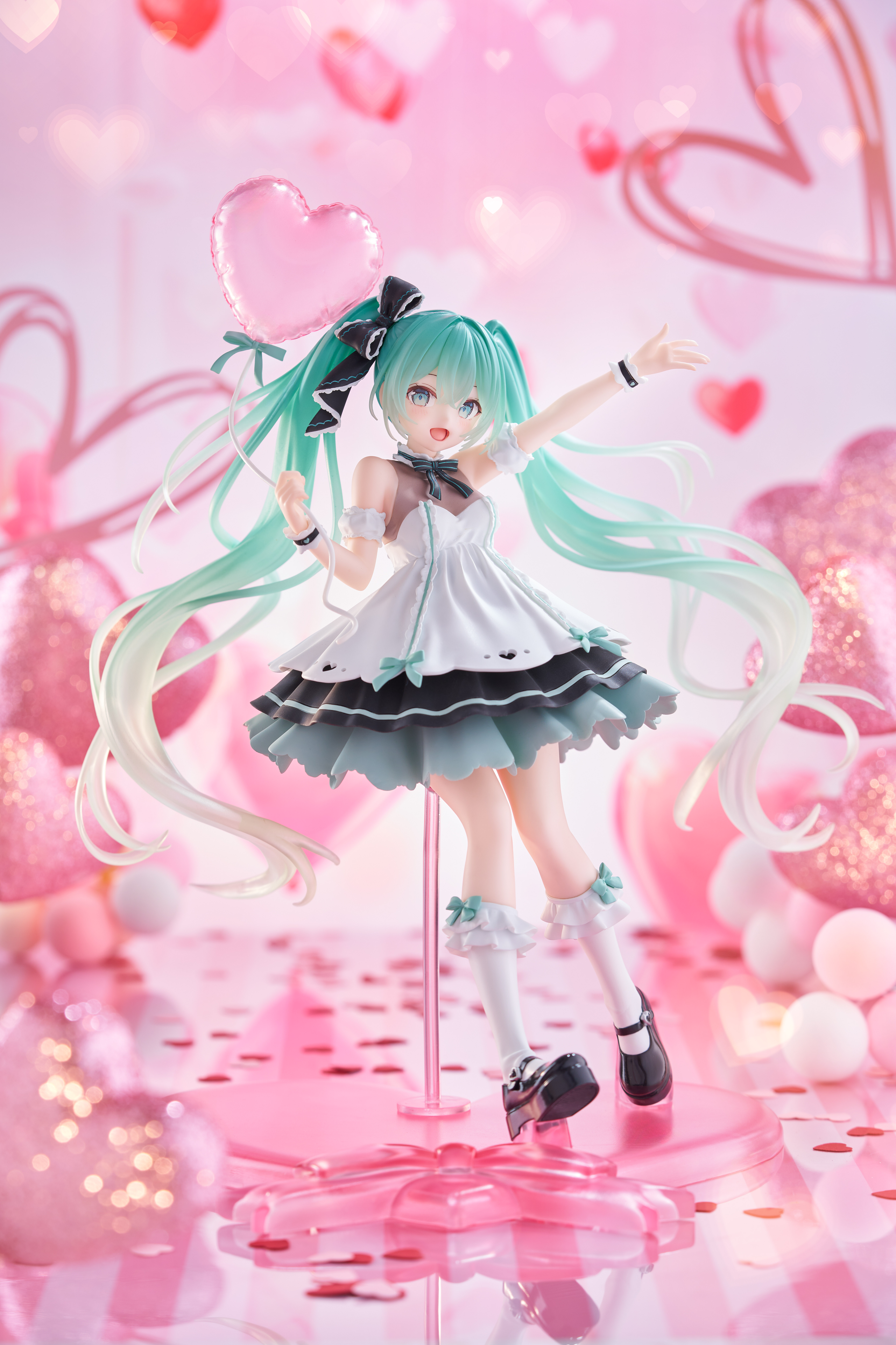 Hatsune Miku AMP+ Figure - HATSUNE MIKU Birthday 2025 (Party Ver.)